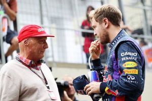 Lauda considera una gran oportunidad para Ferrari el fichaje de Vettel