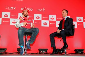 Fernando Alonso niega que tenga decidido su futuro