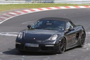 El Porsche Boxster 2016 se deja ver en el circuito de Nürburgring