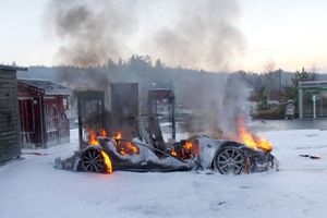 ¿Por qué se incendió un Tesla en Noruega?