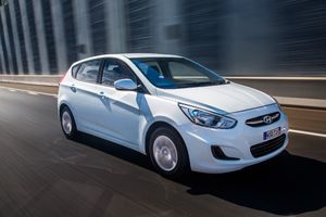 Australia - Septiembre 2016: Tres modelos de Hyundai en el Top 10