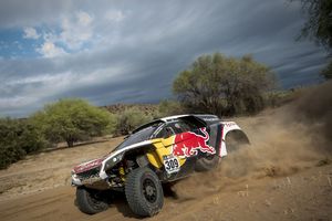 Dakar 2017, etapa 11: Loeb no puede con Peterhansel