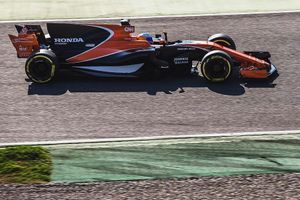Zak Brown justifica la nueva decoración de McLaren