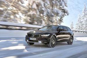 Suecia - Marzo 2017: El Volvo V90 Cross Country es la clave