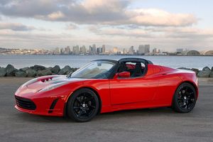 Tesla Roadster 2019: alcanzará los 100 km/h en poco más de 2 segundos