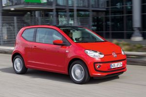 Holanda - Mayo 2017: El Volkswagen Up! saborea la victoria