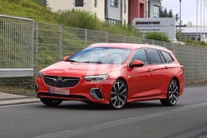 Opel Insignia Sports Tourer GSi 2018: la carrocería familiar tendrá versión GSi