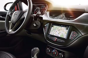 Opel añade el sistema Navi 4.0 IntelliLink en la gama del Corsa, Karl y Adam