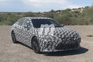 El nuevo Lexus ES 2019 se deja ver en público por primera vez en Arizona