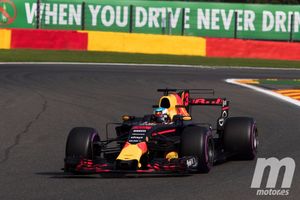Ricciardo: "En el segundo sector nuestro coche parecía un F3"