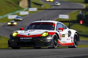 Tandy y Bamber refuerzan a Porsche en Petit Le Mans