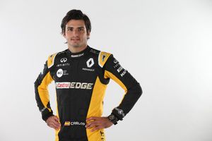 Sainz ya luce los colores de Renault que llevará a partir de Austin