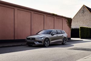 Volvo descubre la nueva generación del V60 antes de su estreno en el Salón de Ginebra 2018 