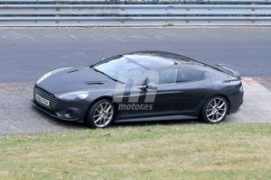 Aston Martin exprime el nuevo Rapide AMR en Nürburgring