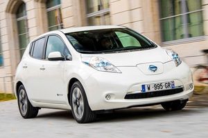 Nissan pone en marcha el programa de intercambio de baterías del Leaf