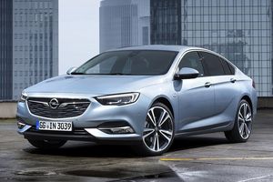 Opel introduce la gama 2019 en la familia Insignia: nuevos acabados y precios