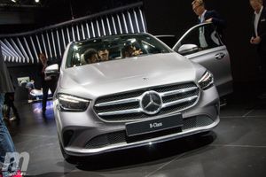 Mercedes desvela la tercera generación del Clase B 2019 en el Salón de París 