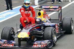 Webber: "Vettel es mejor de lunes a sábado, pero el domingo quieres a Alonso"