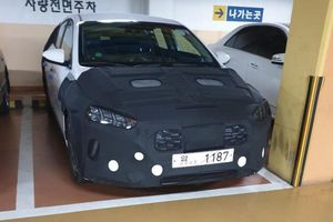 Se avecina una renovación, el nuevo Hyundai IONIQ 2019 ha sido cazado