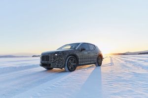 ¡Sorpresa de BMW! Empiezan las pruebas del iNEXT, el eléctrico que llega en 2021