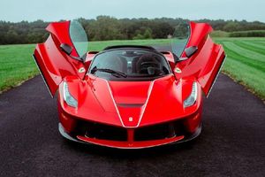 Ferrari llama a revisión más de 2.000 vehículos por riesgo de incendio