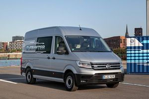 El Volkswagen e-Crafter llega a España: la furgoneta eléctrica con 170 km de autonomía
