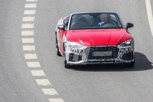 El actualizado Audi S5 Cabrio vuelve a dejarse ver, esta vez en fotos espía "aéreas"