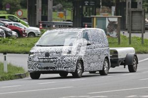 Volkswagen T7 2021: llegan las primeras fotos espía del nuevo comercial alemán