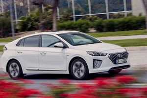 El Hyundai IONIQ híbrido enchufable 2020 ya tiene precios en España