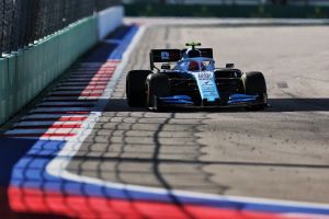 Williams aclara la causa del accidente de Russell y el abandono de Kubica en Sochi