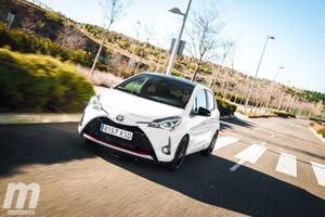 Italia - Octubre 2019: El Toyota Yaris sigue escalando puestos