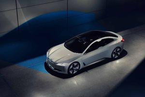 El BMW i6 será la respuesta al Porsche Taycan, eléctrico y deportivo