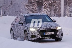 ¡Al descubierto! Nuevas fotos espía desvelan totalmente el interior del nuevo Audi S3