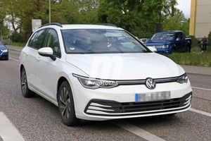 ¡Al descubierto el Volkswagen Golf Variant 2021! Fotos espía del nuevo familiar