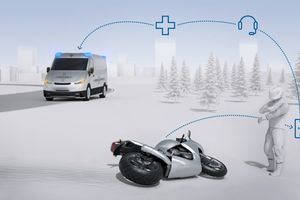 Bosch presenta la llamada de emergencia eCall para motos