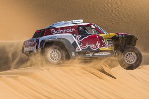 Carlos Sainz y X-Raid acercan posturas para volver juntos al Dakar 2021