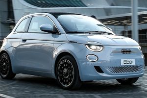 El nuevo Fiat 500 eléctrico de carrocería coupé ya tiene precio en España