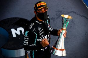 Hamilton supera a Schumacher como piloto con más podios en la historia de la F1