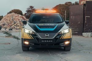 Nissan Re-LEAF, el eléctrico japonés se transforma en vehículo de rescate