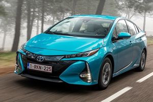 Toyota Prius Plug-in 2021, la tecnología híbrida enchufable de Toyota llega a España