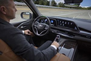 GM registra Hyper Cruise ¿Nuevo sistema de conducción autónoma en camino?