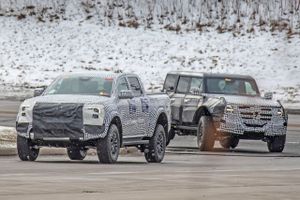 El Ford Ranger Raptor y el Ford Bronco Warthog cazados durante sus últimas pruebas
