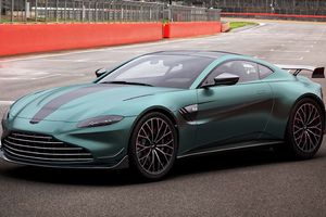 Aston Martin pone a la venta el Vantage Safety Car de la Fórmula 1