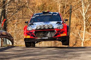 El belga Thierry Neuville conquista la victoria en el Rally Ciocco