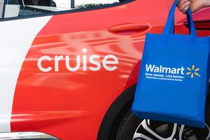 Walmart invierte en el proyecto GM Cruise de conducción autónoma