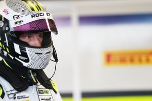 Jenson Button piensa en correr de forma puntual en el DTM en 2022