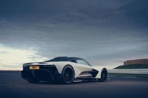 El futuro de Aston Martin hasta 2030: facelifts, híbridos enchufables y eléctricos