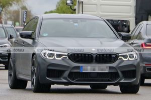 Misteriosa mula del BMW M5 Competition posa en fotos espía, ¿una edición más bruta?