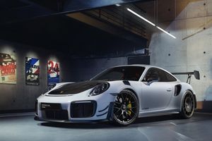 Porsche Exclusive también para los clásicos, la firma desvela creaciones únicas