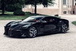 Estas son las primeras imágenes del Bugatti La Voiture Noire único y definitivo
